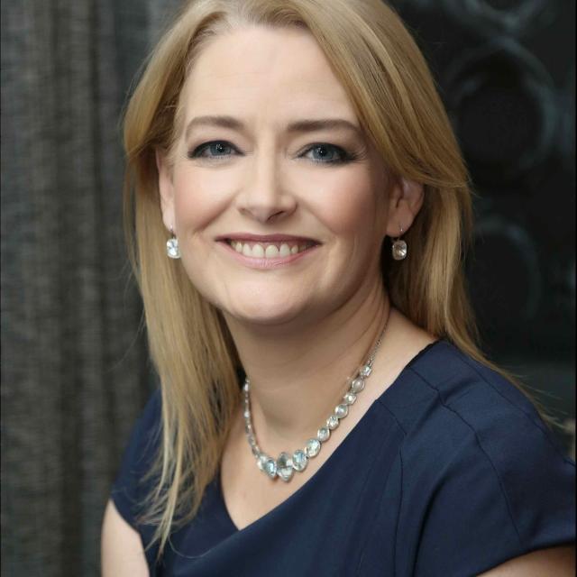 Cropped_Image Jo Lloyd2